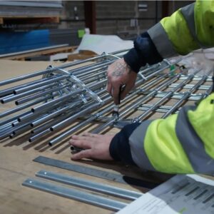 Assemblage de pièces métalliques lors de sous traitance industrielle en Isère