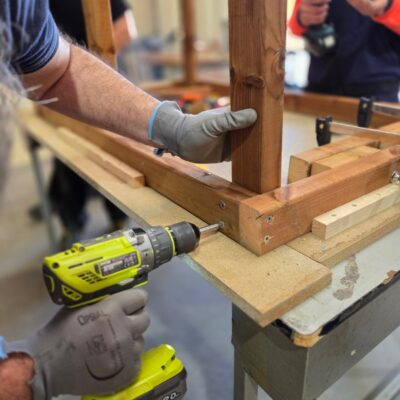 Atelier SIIS Grenoble, prestataire de services en réparation de mobilier en bois